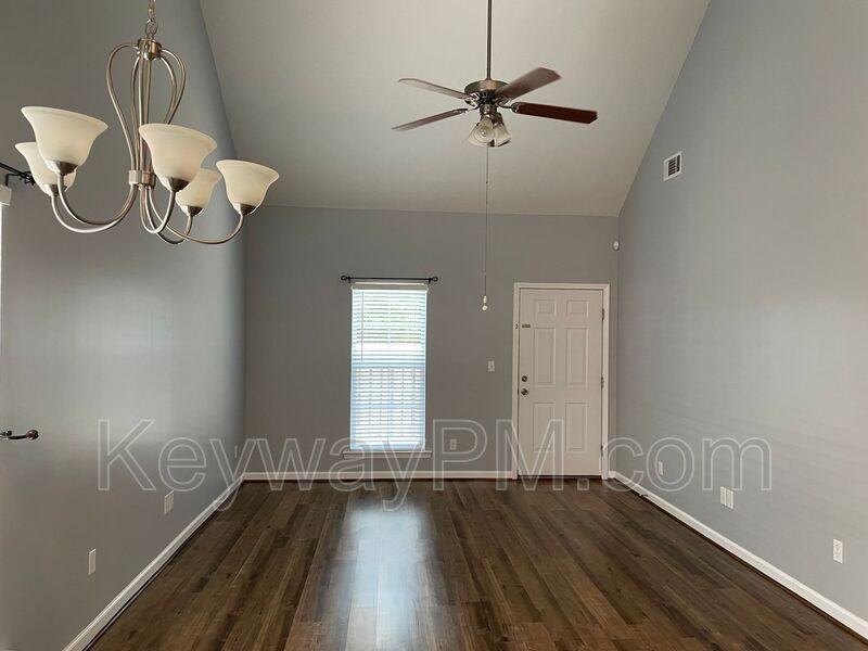 830 Landing Dr - Photo 3 of 12