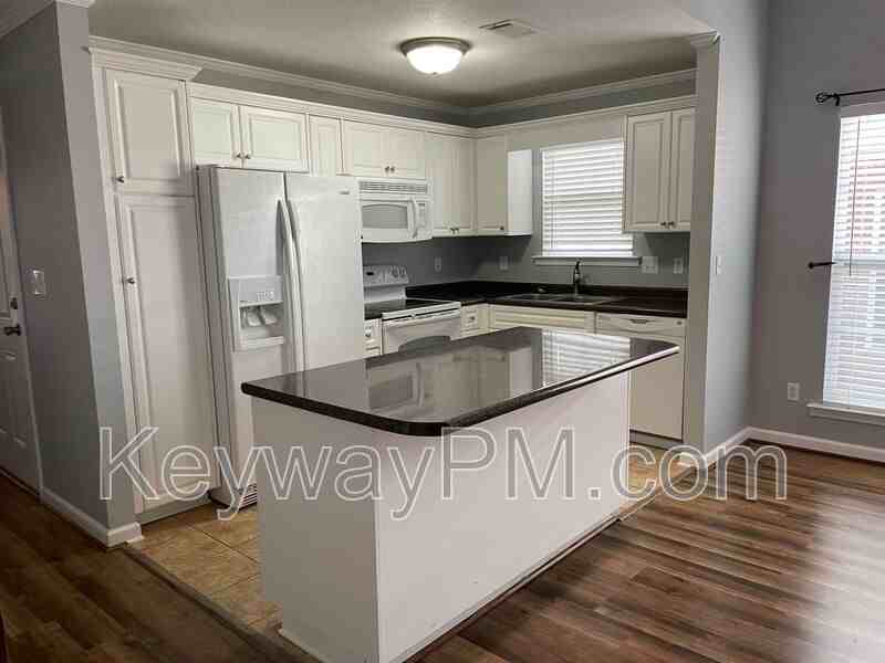 830 Landing Dr - Photo 4 of 12