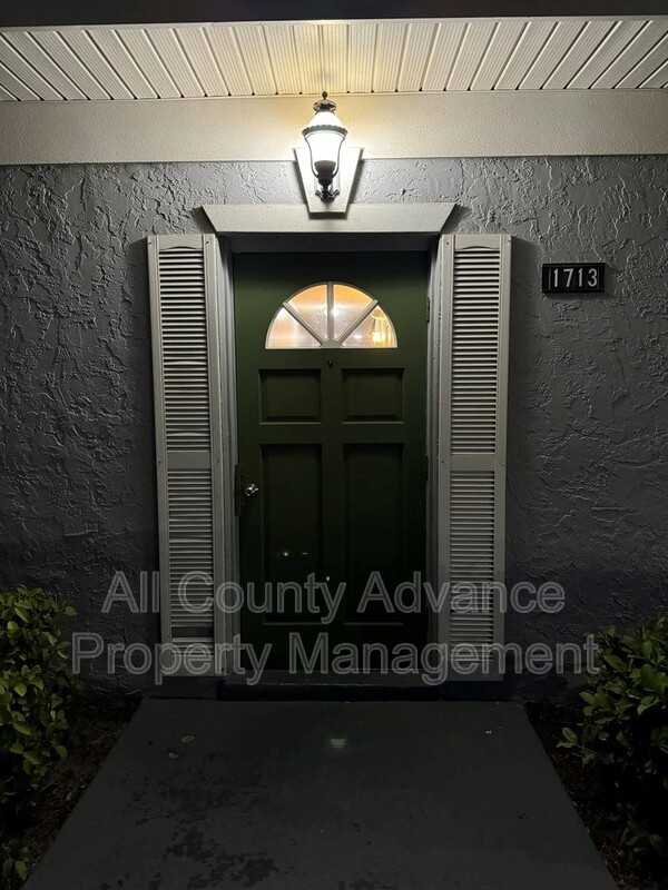 1713 Belleair Forest Dr #A - Photo 2 of 21