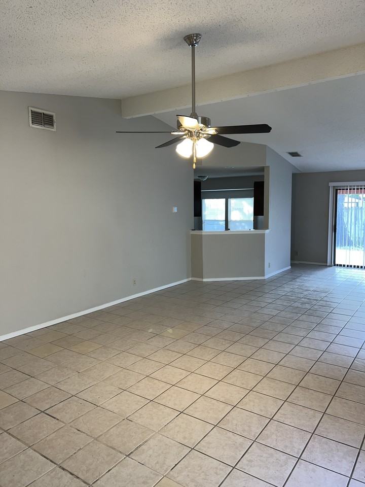 6838 Country Lawn - Photo 2 of 17