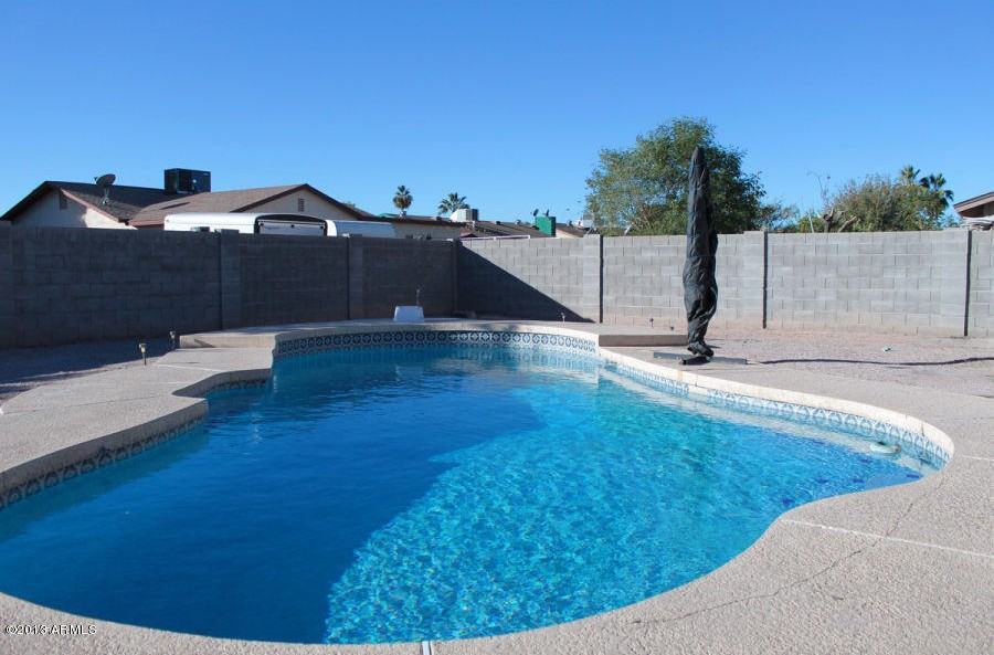 1915 W Devonshire St - Photo 7 of 19