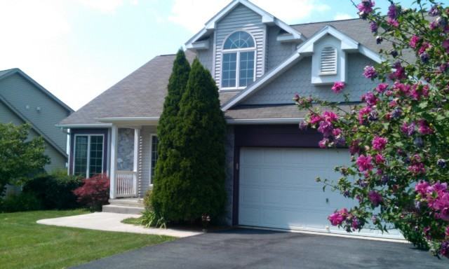 317 Sycamore Ln - Photo 2 of 13