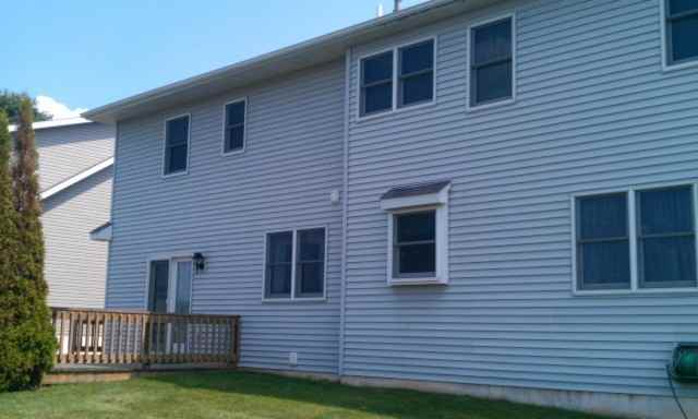 317 Sycamore Ln - Photo 3 of 13