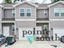 featured image of 1211 Fairchild Village Dr