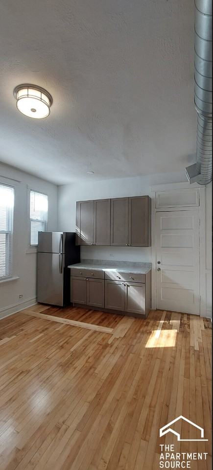 4058 W Hirsch St #2 - Photo 2 of 9