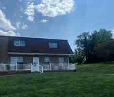 featured image of 400 Crestview Dr