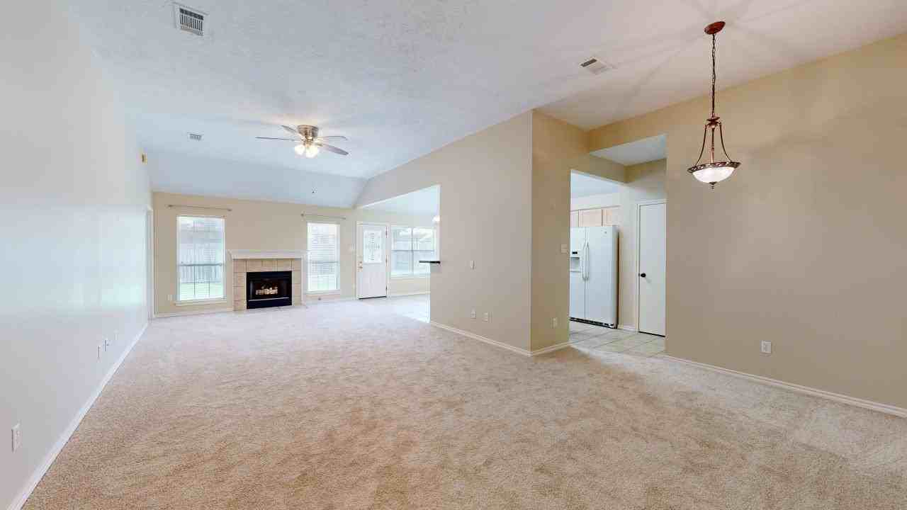 4325 Brompton Ln - Photo 2 of 29