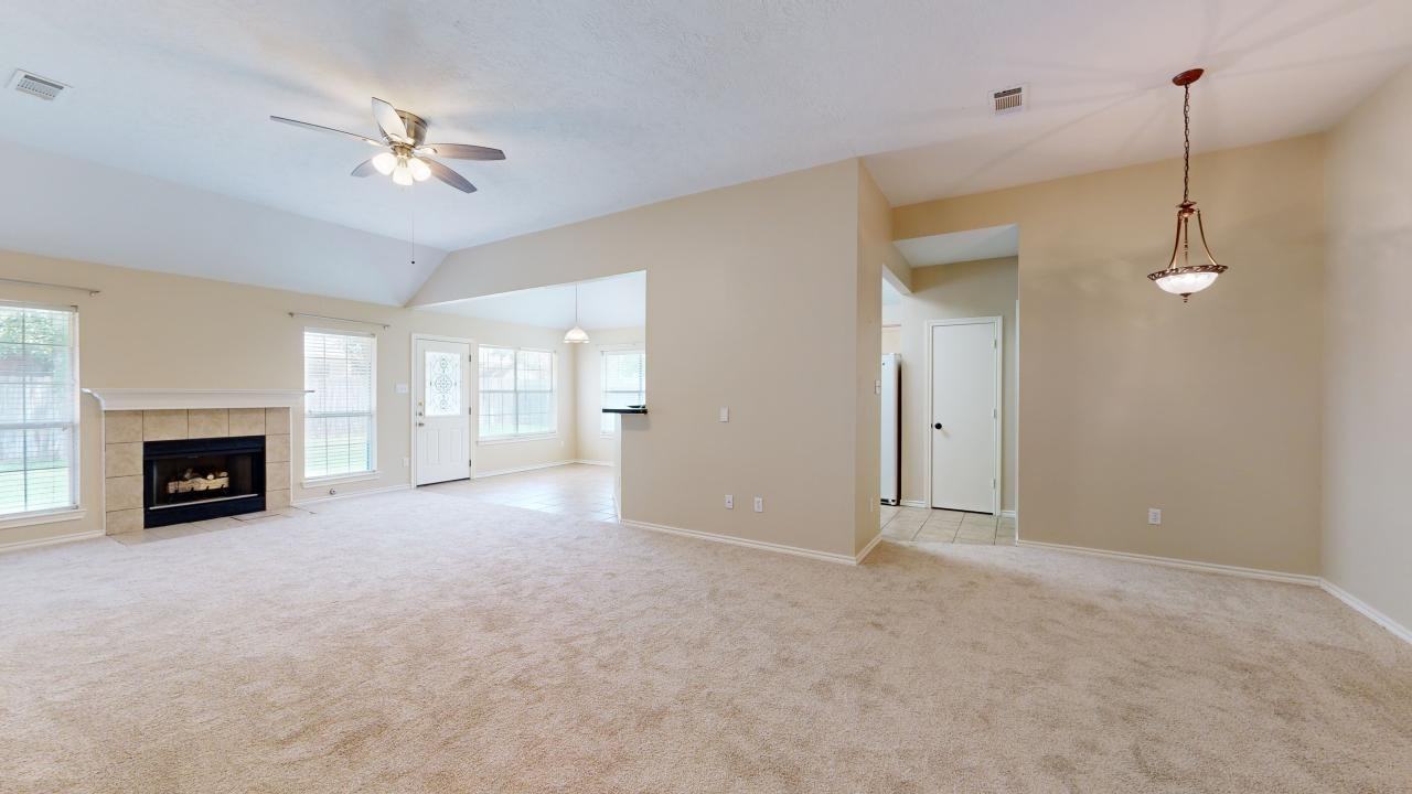 4325 Brompton Ln - Photo 3 of 29