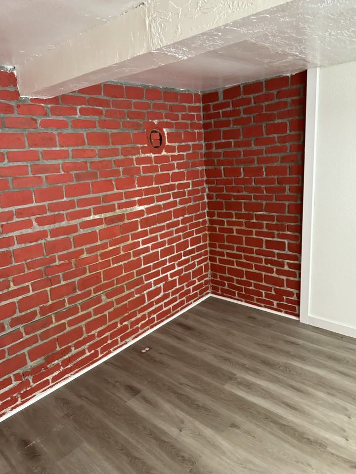 6235 S Francis St - Photo 2 of 14