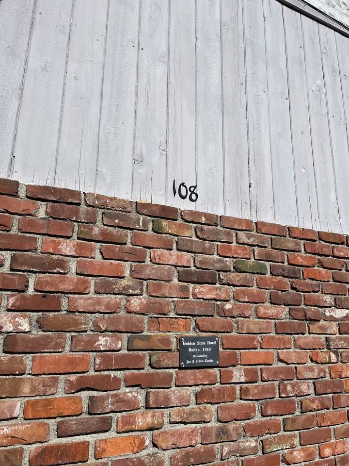 108 Main St - Photo 2 of 10