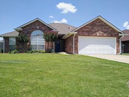 featured image of 4821 Southeast 41st Street