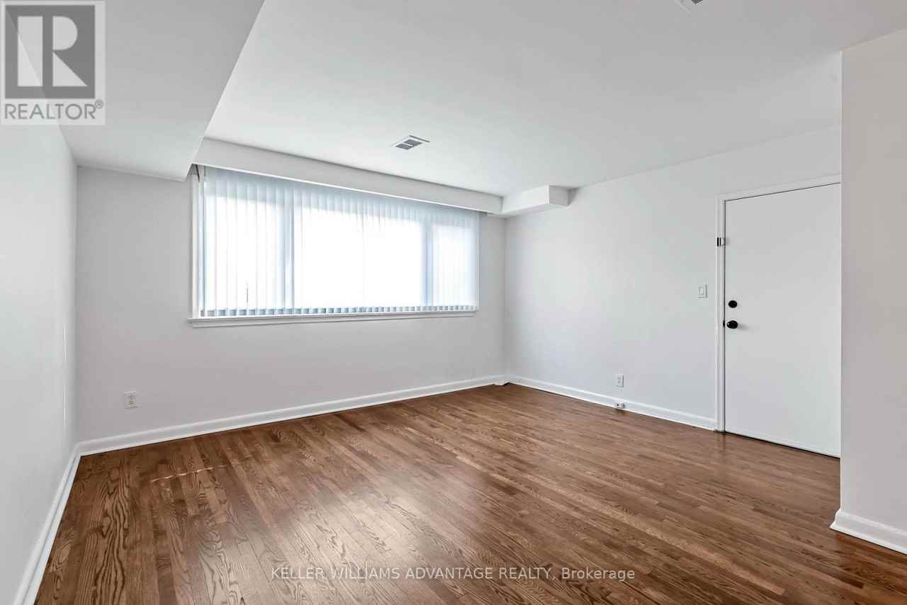 3572 Dufferin Street - Photo 3 of 16