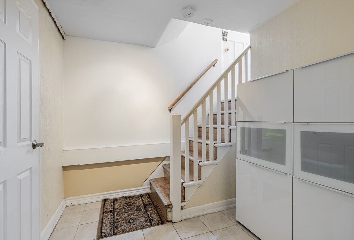 115 Frontenac Avenue - Photo 8