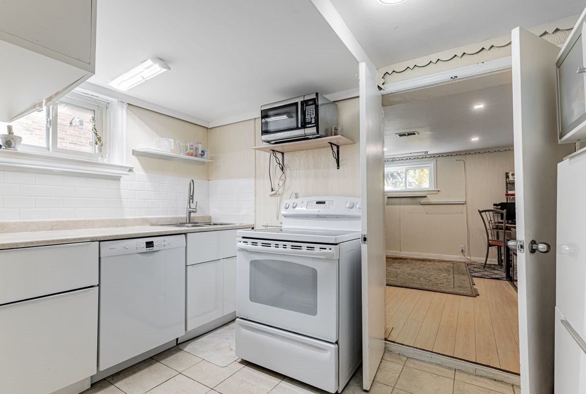 115 Frontenac Avenue - Photo 10