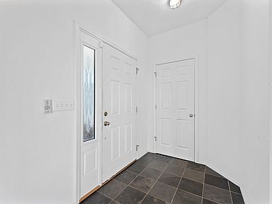 319 Cliff House Rd #B - Photo 5 of 19