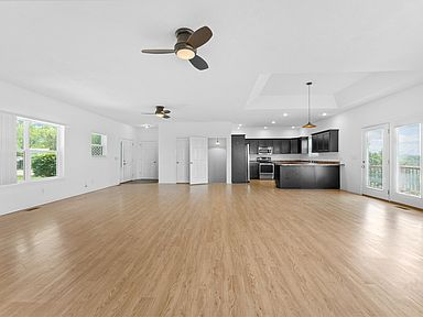 319 Cliff House Rd #B - Photo 6 of 19