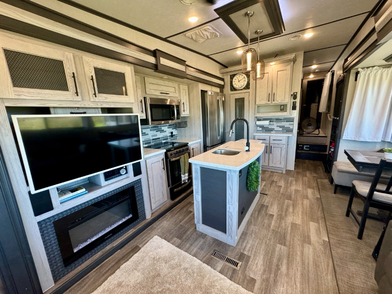 1716 Sunbeam Lake Drive #221 - Photo 4 of 15