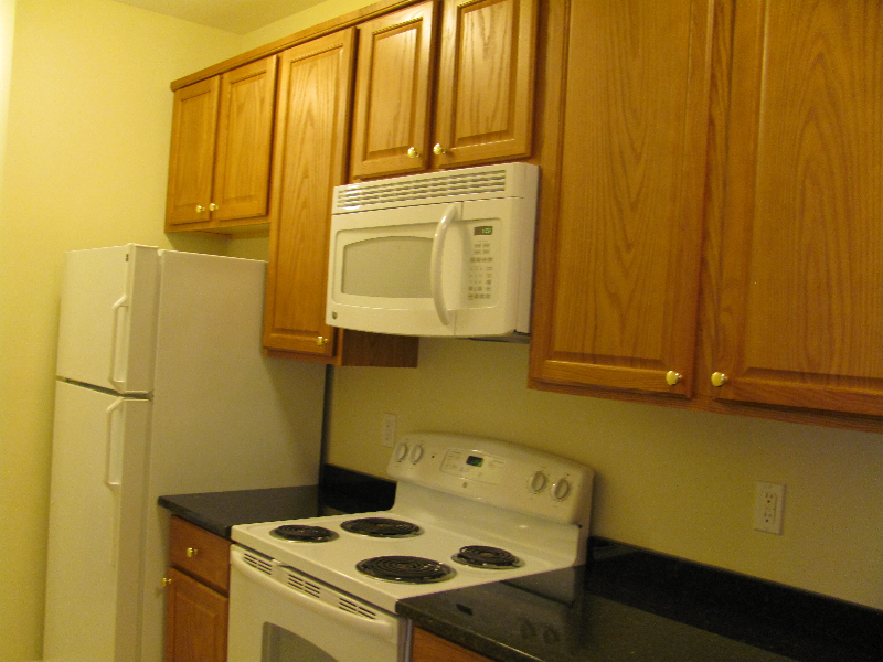 1010 6th Street - Photo 6 of 8