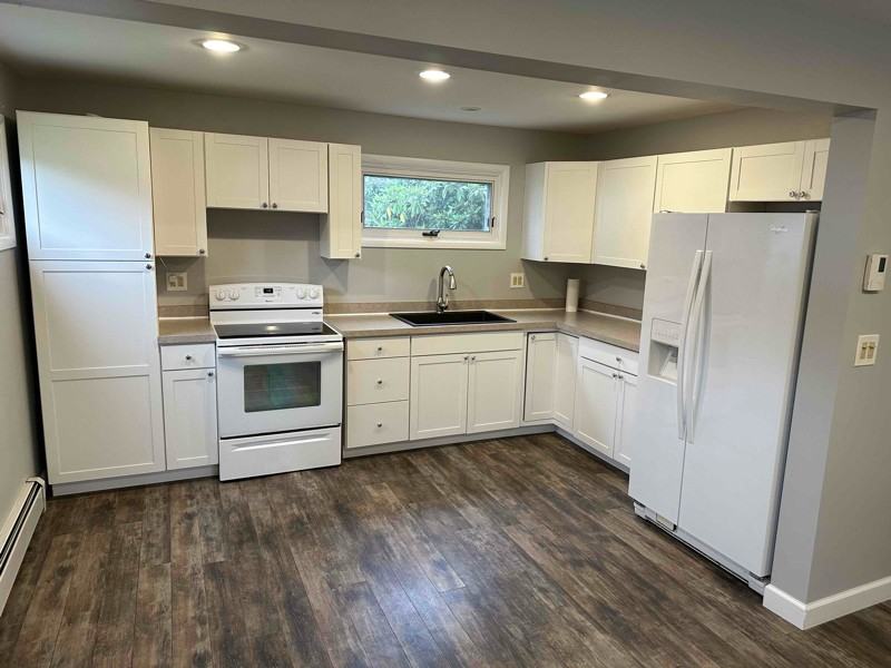 215 N Main St #REAR - Photo 2 of 11