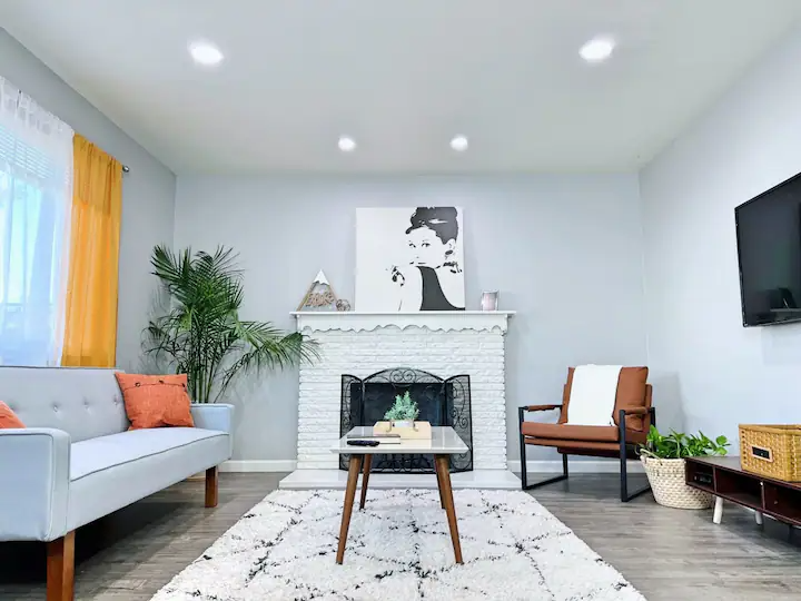 1343 Kenneth Street - Photo 3 of 16