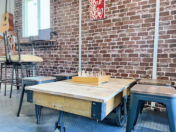 1343 Kenneth Street - Photo 4 of 16