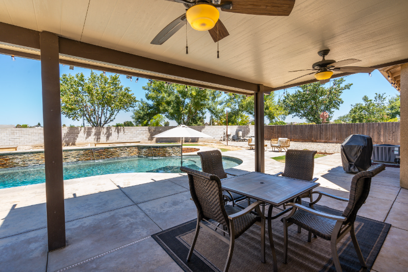 10910 Mayacamas Dr - Photo 3 of 20