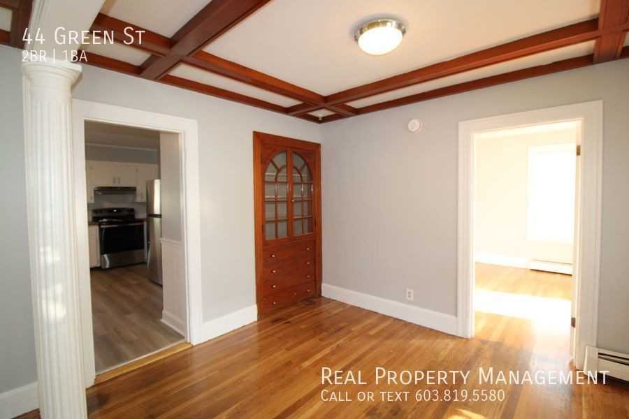 44 Green St - Photo 3 of 18