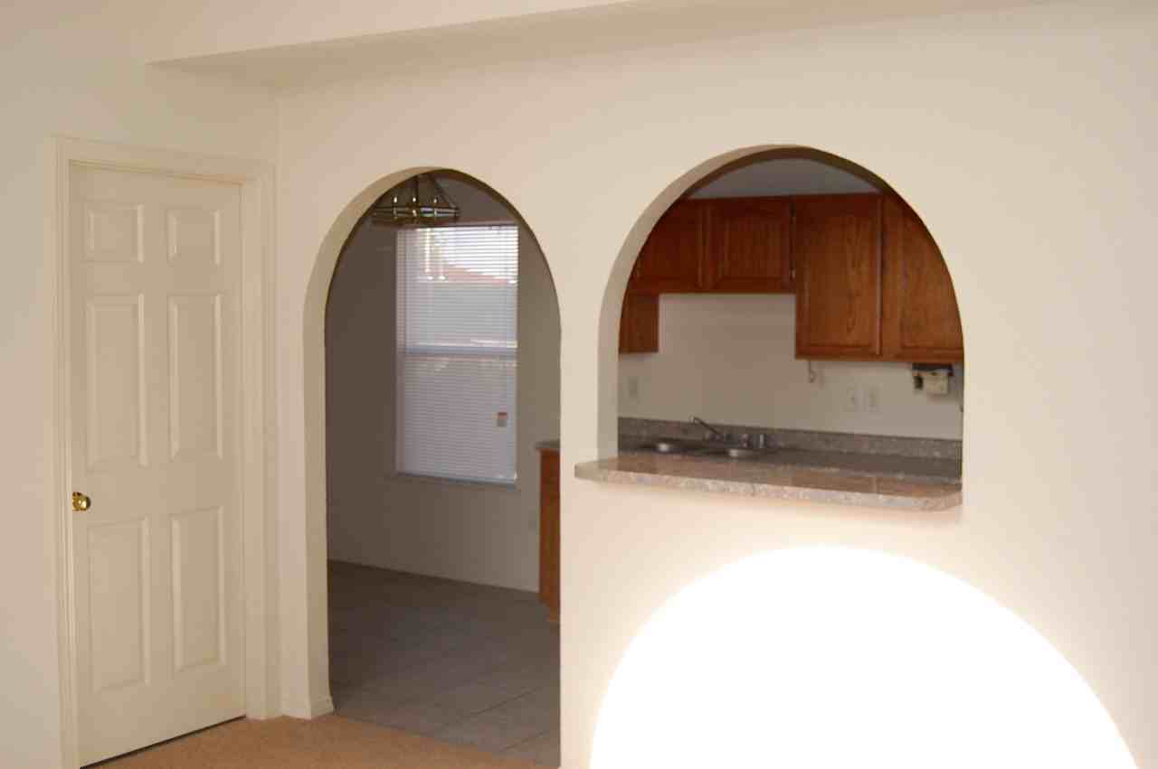 456 Von Bargen Dr #NA - Photo 6 of 9