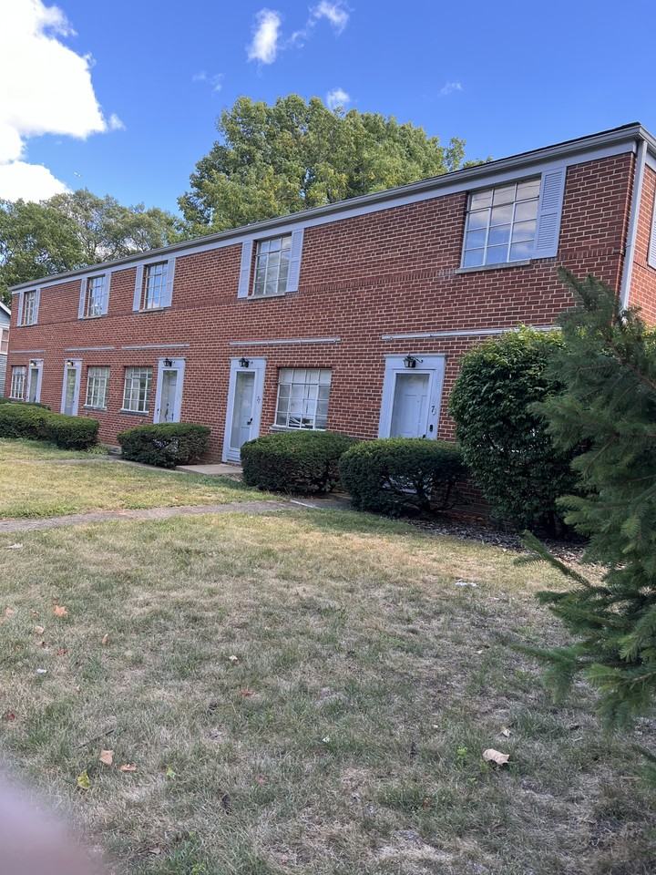 73 E Dublin Granville Rd #73 - Photo 2 of 16