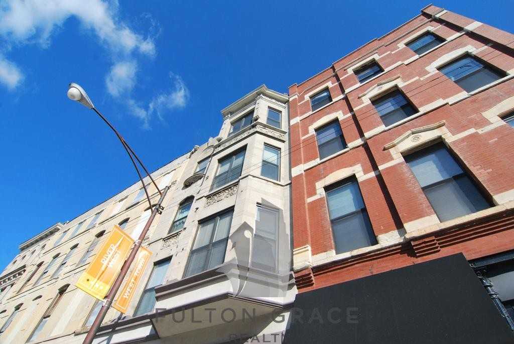 705 N Milwaukee Ave #1R - Photo 7 of 10