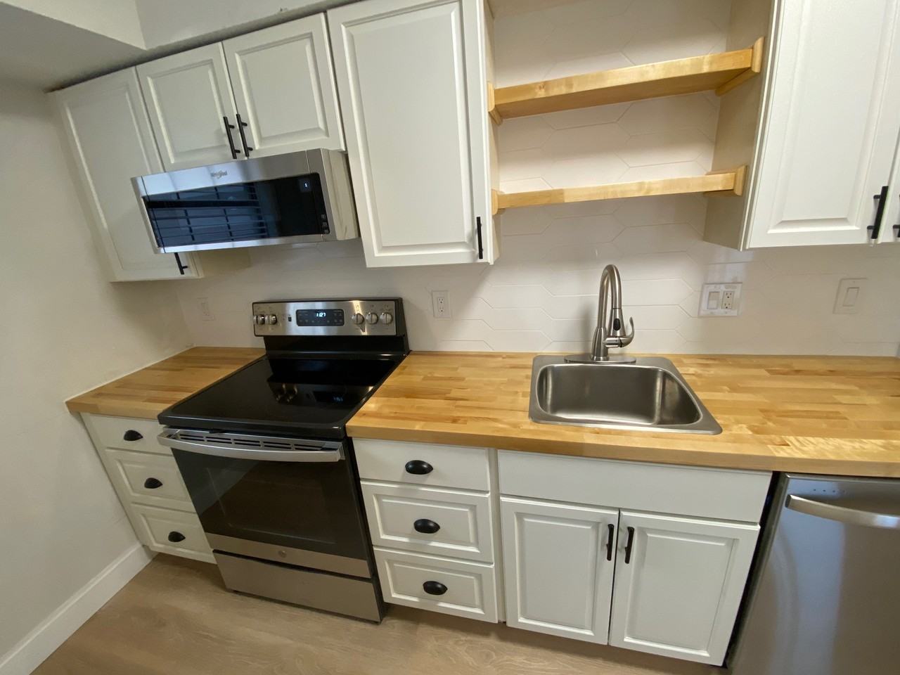 653 18th St #653 - Photo 4 of 17