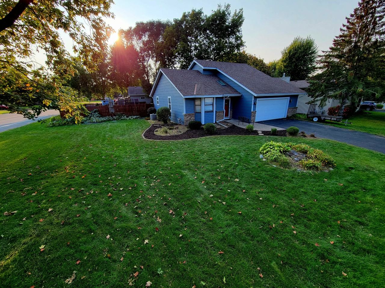 979 Pointe Way #NA - Photo 2 of 19