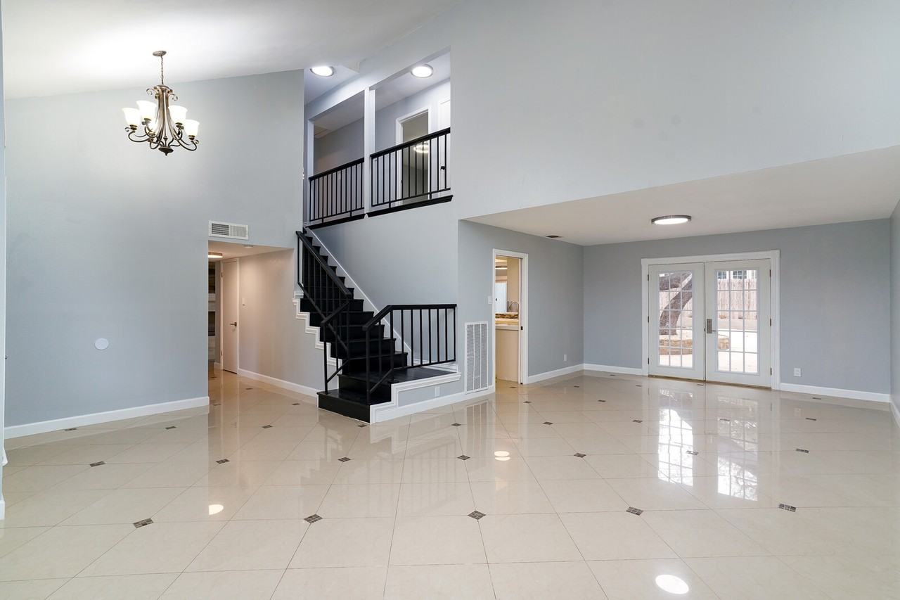 2731 Stone Edge St #NA - Photo 2 of 23