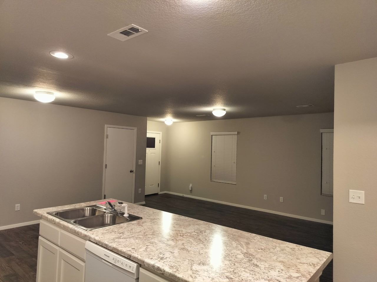 262 E Anabranch Ct #NA - Photo 3 of 27