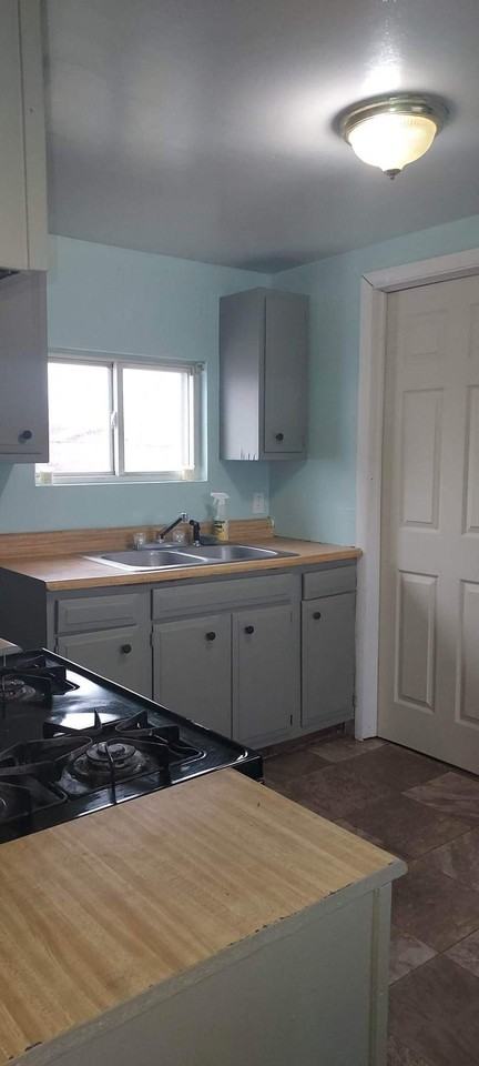 569 W 1st St #NA - Photo 3 of 11