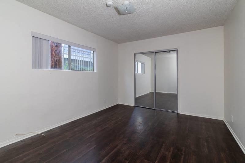 A41--1204-1208 West Adams Blvd. - Photo 4 of 15