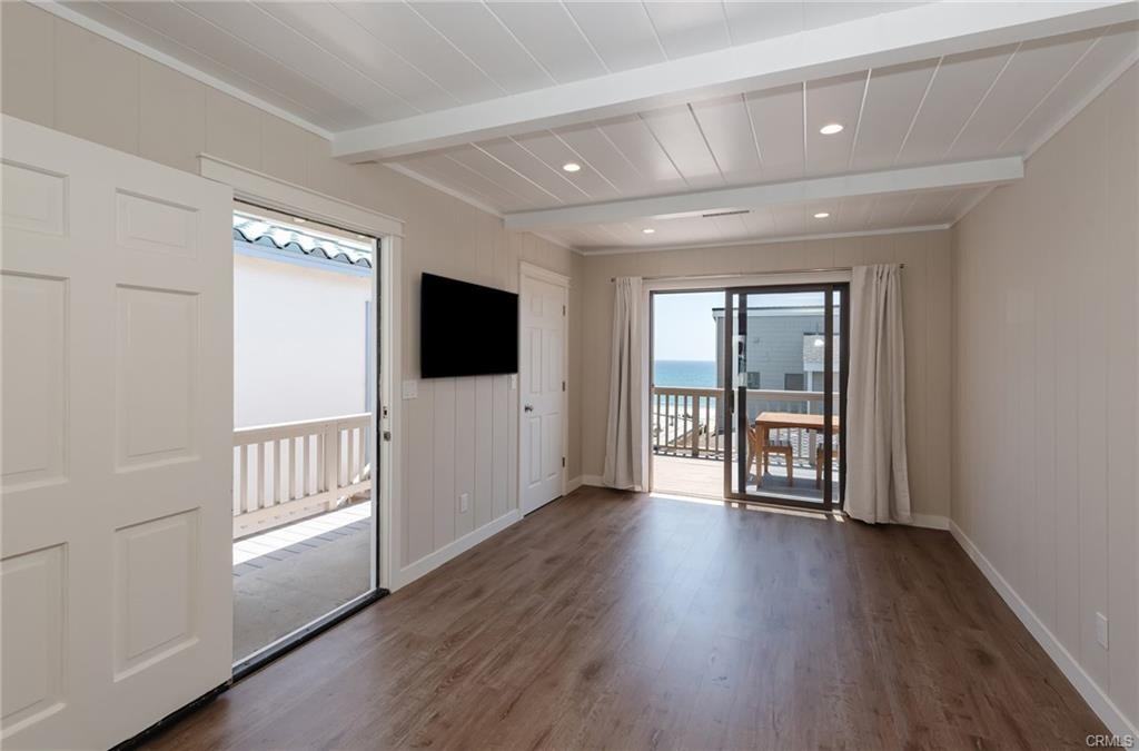 1609 Ocean Dr - Photo 2 of 8