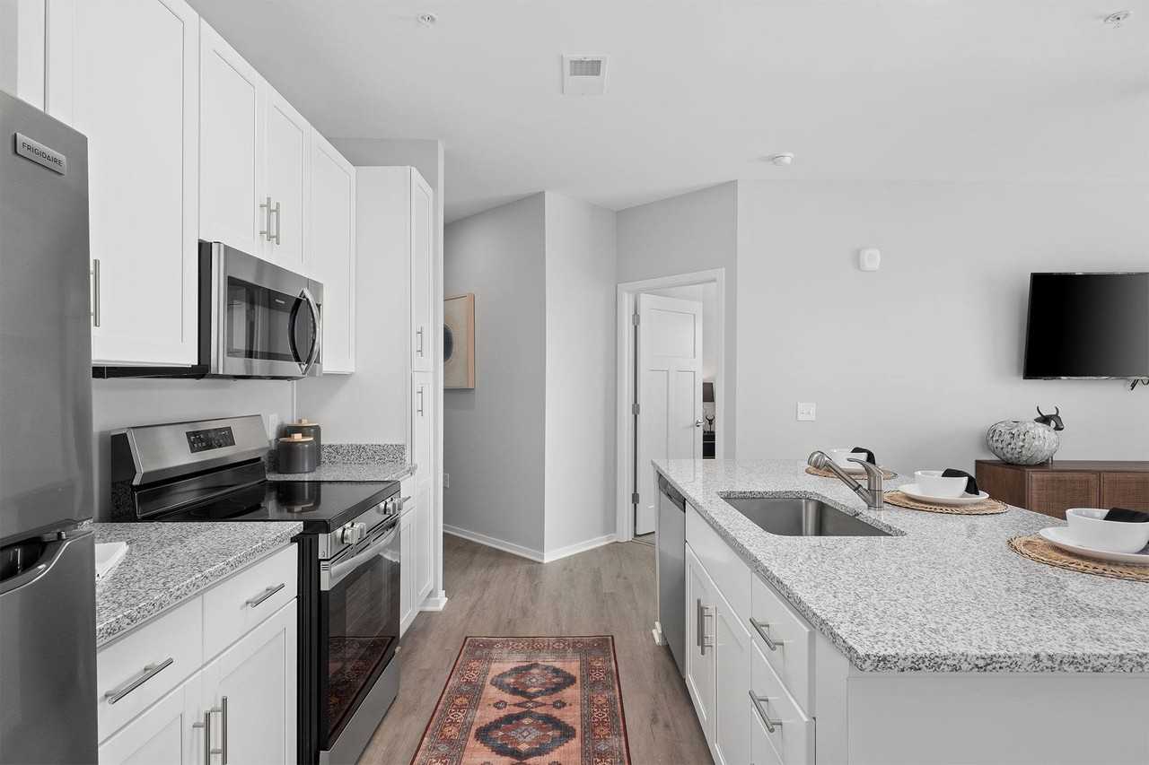 Shoreline Flats West - Photo 3 of 36