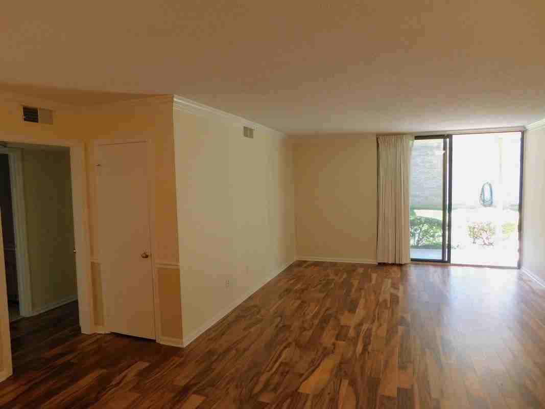 3115 Patrick Henry Dr ##524 - Photo 3 of 7