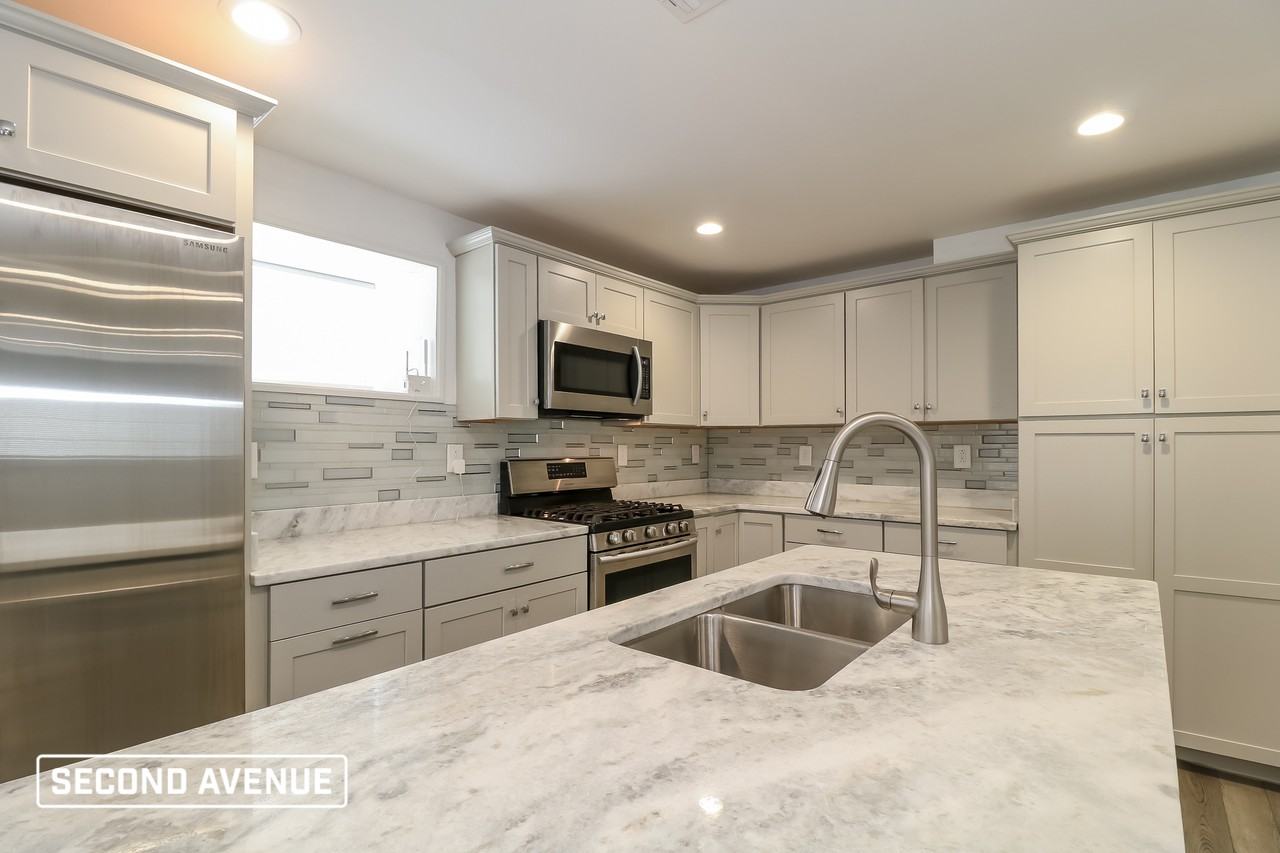 385 Chestnut St - Photo 2 of 22