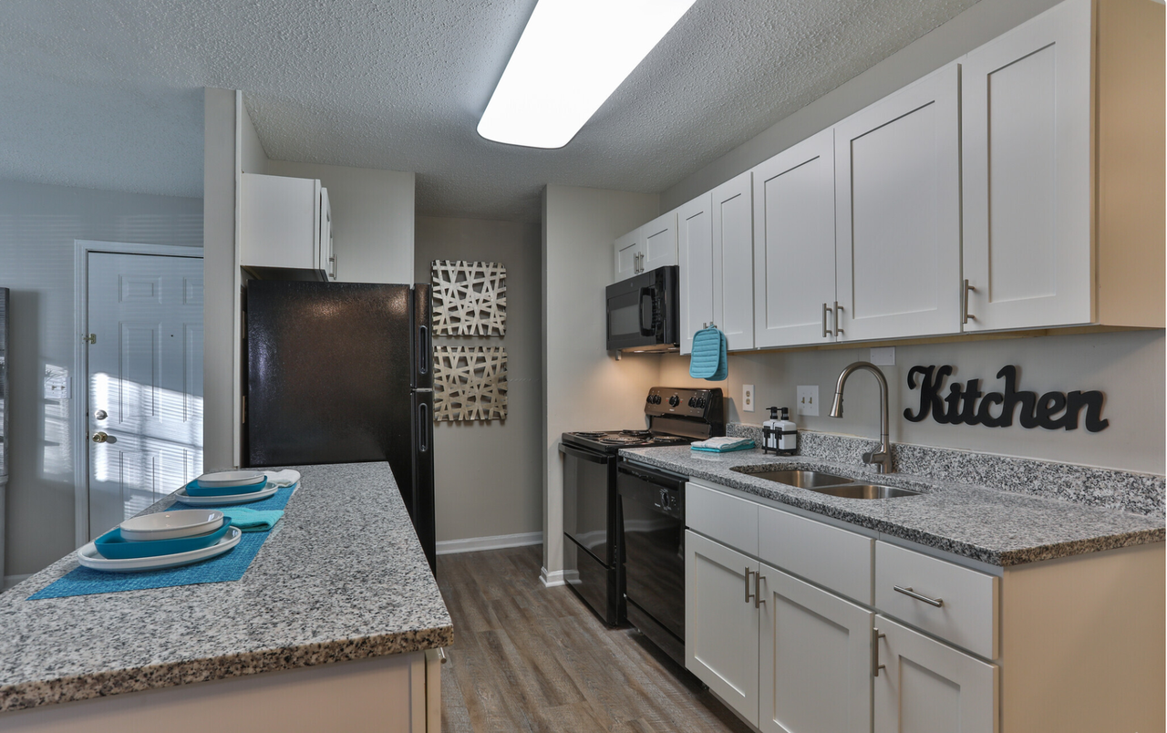 Windsor Palms Apartment Homes - Photo 5 of 20