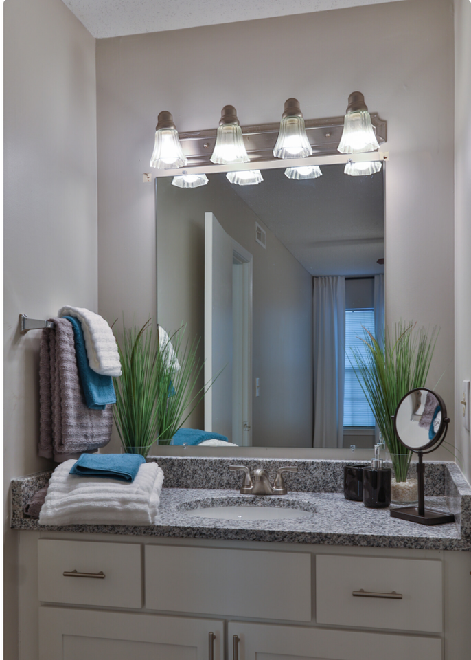 Windsor Palms Apartment Homes - Photo 7 of 20