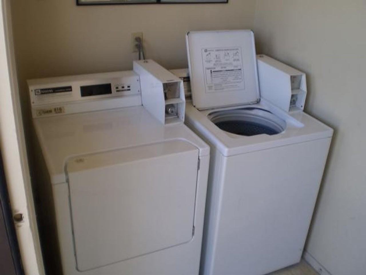 14115-21 Kornblum Ave. - Photo 7 of 21