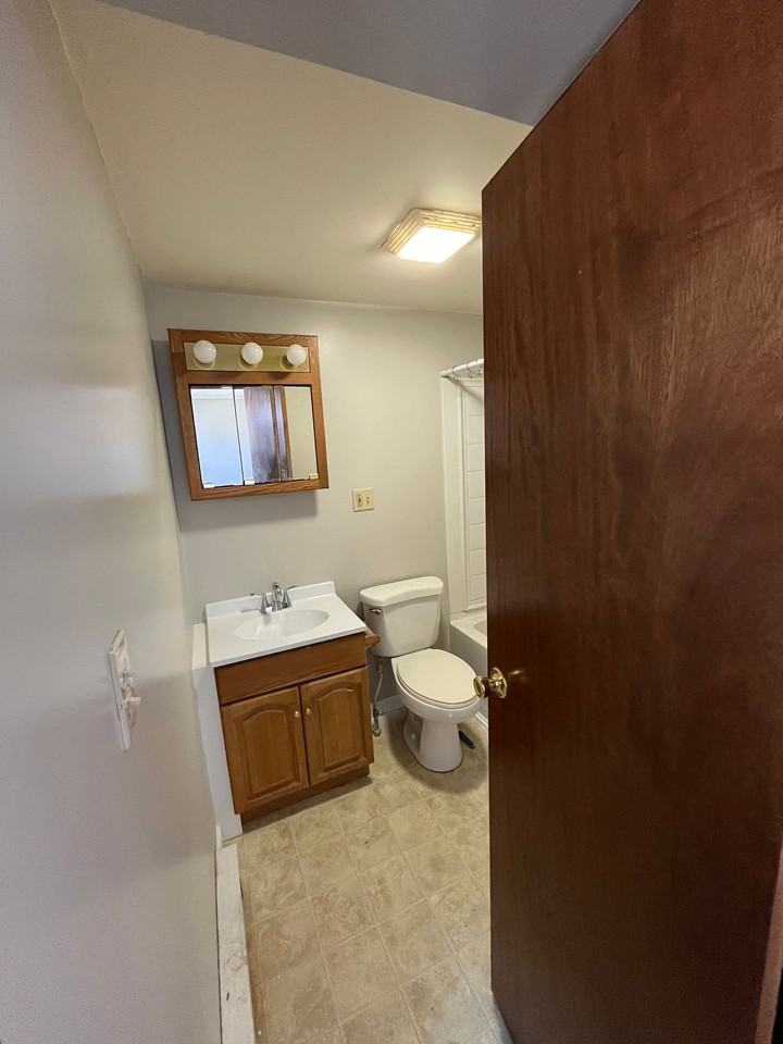 1015 1015 3rd St. - Photo 5 of 38