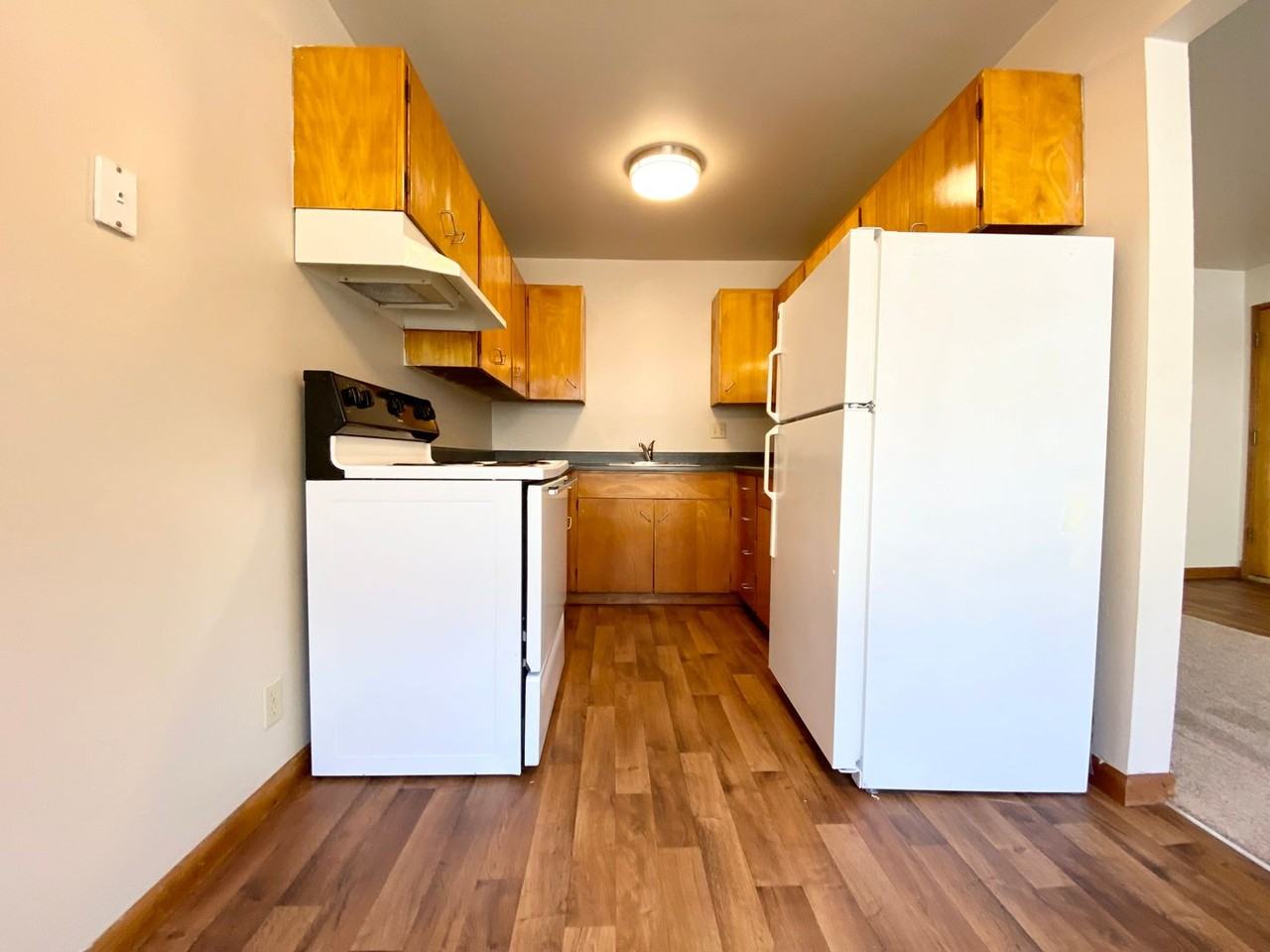 Welcome to Parkwood Apartments! - Photo 6 of 40