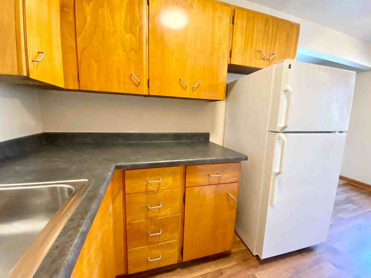 Welcome to Parkwood Apartments! - Photo 7 of 40