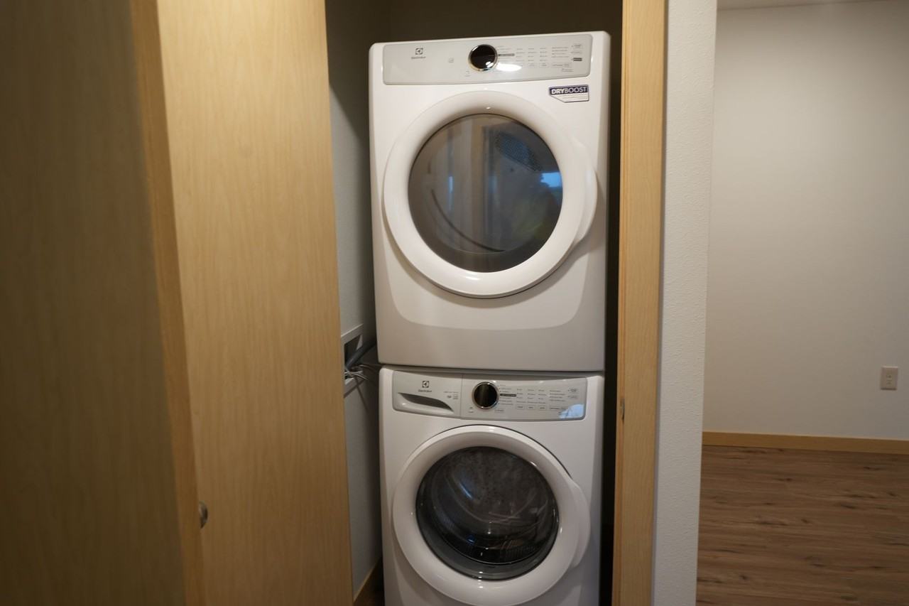 West Lake Meadows 2 - Photo 6 of 13