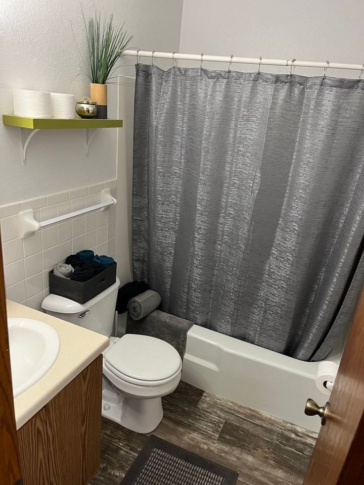 105 Sunnyslope Rd - Photo 6 of 8