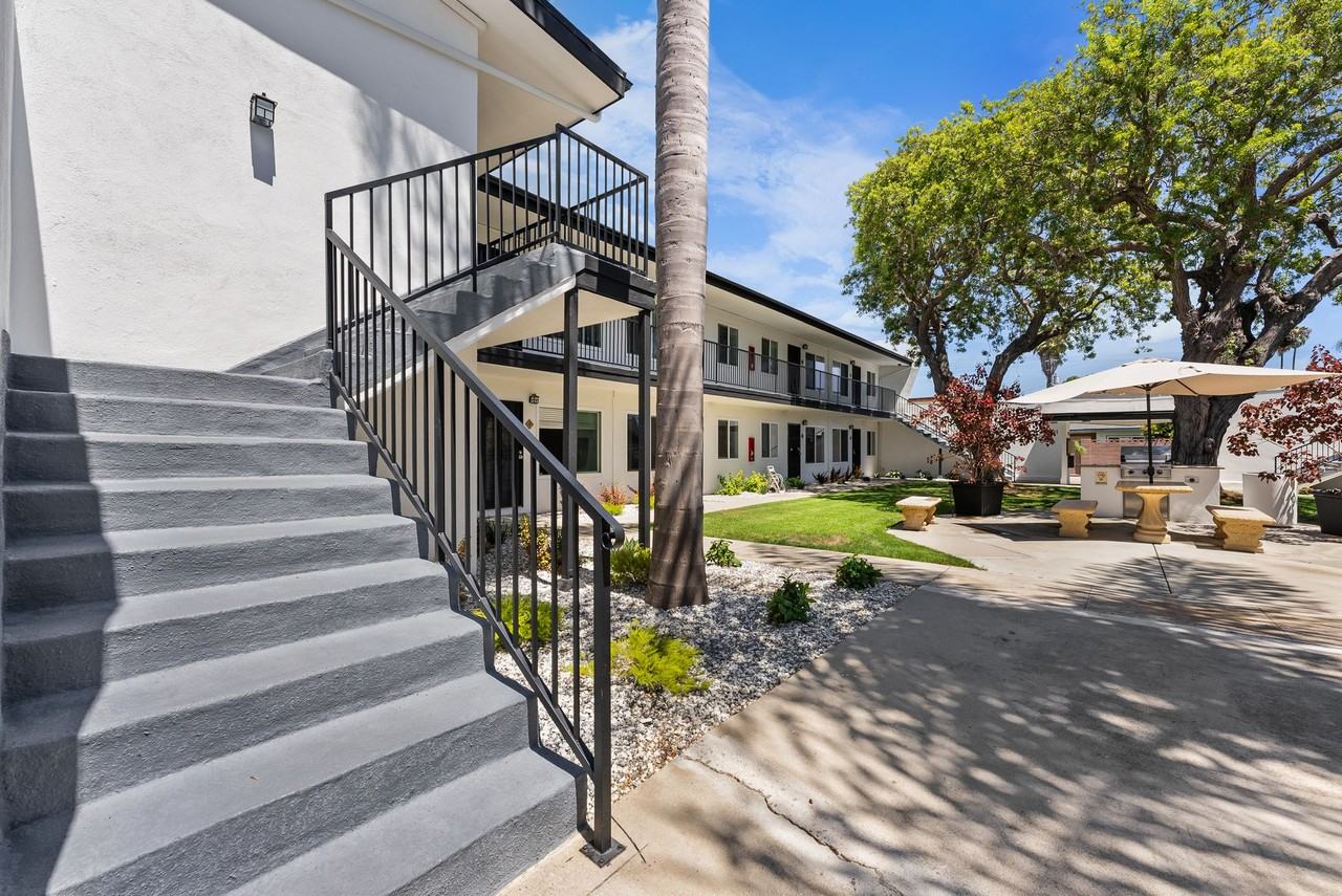 Westside Apartments - Photo 5 of 37