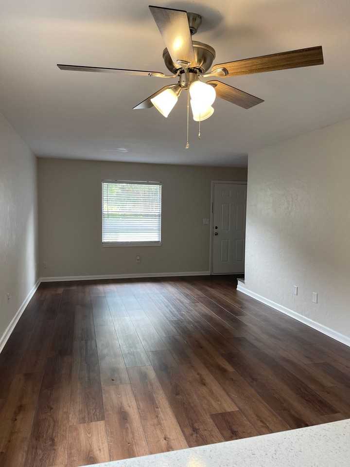 Cypress Villas | 1 & 2 Bedroom Apartments in Gainesville, FL - Photo 7 of 8